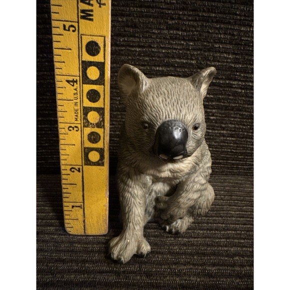 Royal Heritage Koala Bear Australian Porcelain Figurine, 4.5" Hand Painted - Picture 8 of 9